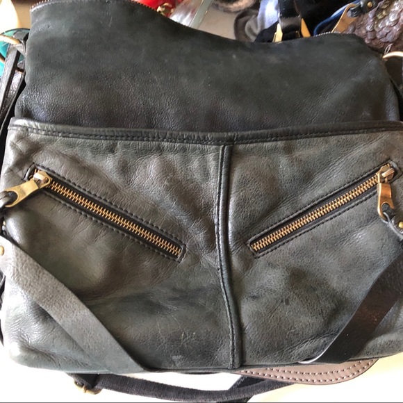Lucky Brand Crossbody Leather Bag - Picture 9 of 13